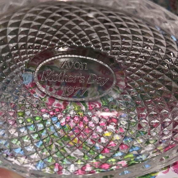 Fostoria glass Egg Soap dish Mothers Day 1977 by Avon. - Picture 8 of 8